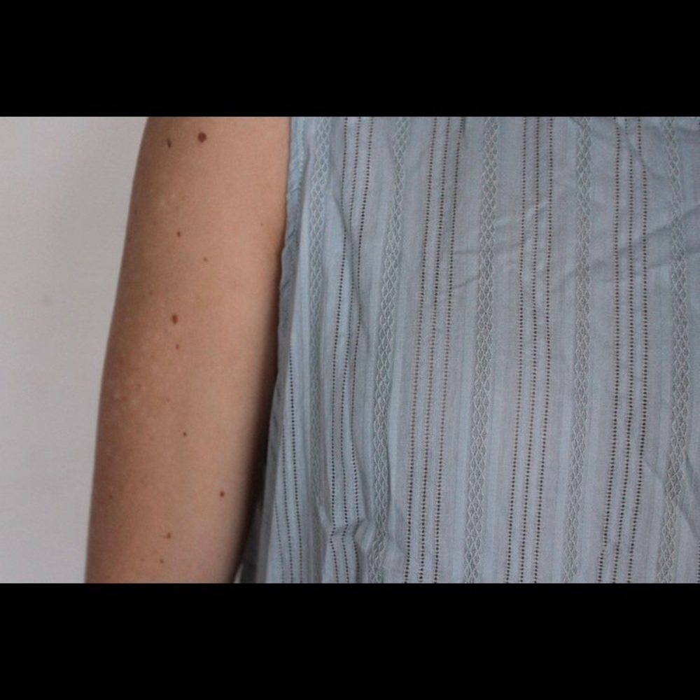 Double Tie Tank - Picture 4 of 4